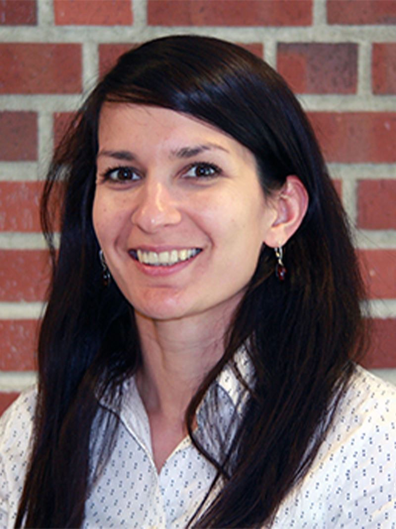 Layla Mehdi headshot